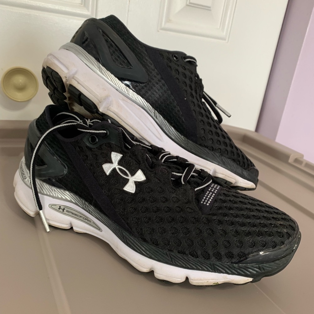 Running Shoes